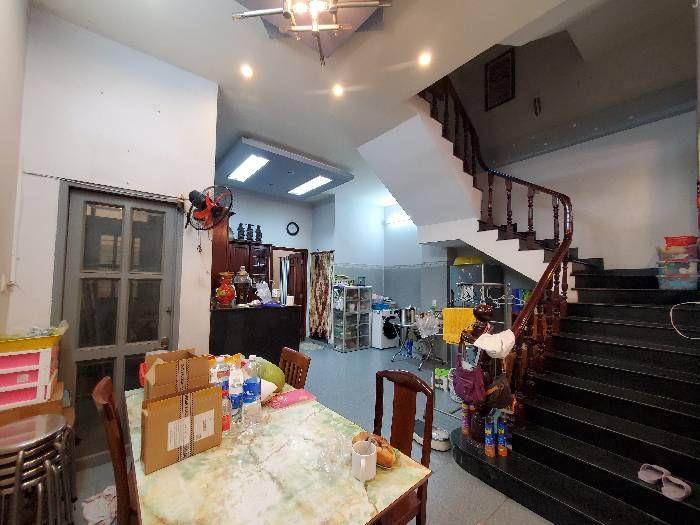 Phú nhuậ nhà bán 97m2 ngang lớn 5,5m gần mặt tiền nhà 4 tầng thích quảng đức phường 4 chỉ 14 tye