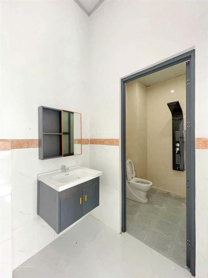 Gia đình chuyển về quê bán gấp căn biệt thự mini nằm cuối đường huỳnh văn nghệ