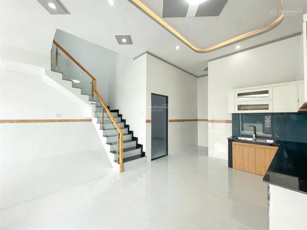 Gia đình chuyển về quê bán gấp căn biệt thự mini nằm cuối đường huỳnh văn nghệ