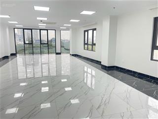 Bân toà nhà văn phòng hoang quốc việt cầu giấy hà nội.125m2 x9 tầng. thông sàn,th/m. giá 48 tỷ