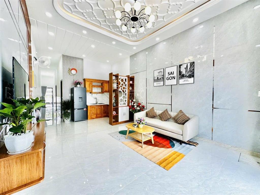 Chính chủ bán gấp căn nhà 72/83/15 huỳnh văn nghệ dt 4x14m, có 2pn 1wc hẻm thông p. 15 tân bình