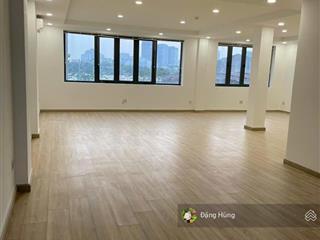 Cho thuê văn phòng sàn trống suốt đường 54 thảo điền (130m2). giá thuê 38tr/th. sẵn hầm + thang máy