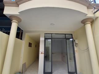 Nhà 2 tầng  105m2  nhà mới xây