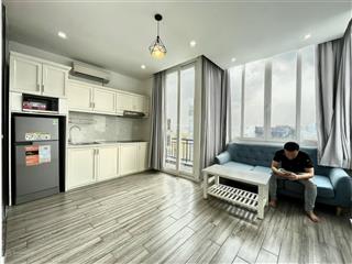 Cho thuê căn hộ studio/ 1 phòng ngủ rộng 40m2 có ban công/ cửa sổ kính ở phú nhuận 0932 185 ***