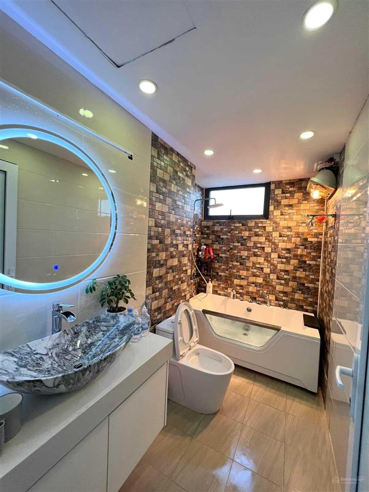 Căn duplex thông tầng 337m2 có sân vườn view hồ văn quán cần bán gấp. chi tiết phía dưới