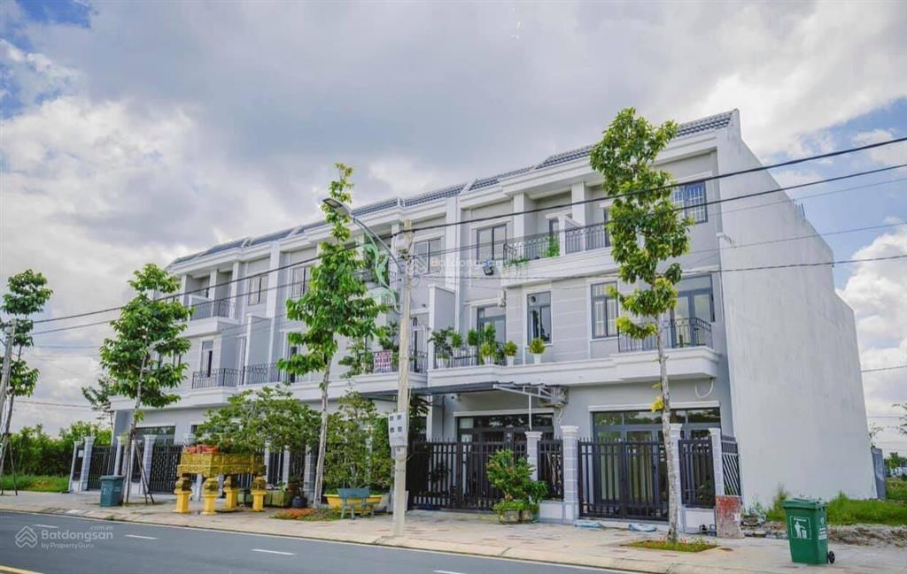 Trục đại lộ phú hưng rộng tới 72m bán gấp giá rẻ chưa từng có diện tích 130m2 giá chỉ có 10,5tr/m2