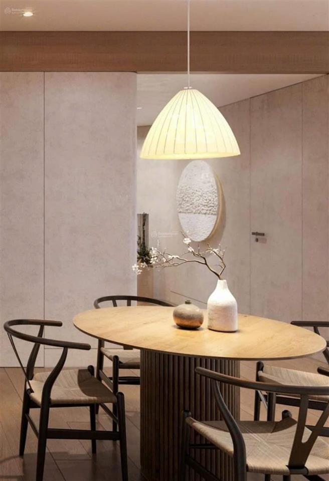 Em xuân bán căn 3 pn tại trung tâm thành phố hạ long dt 100m2 giá 3tỷ5 đầy đủ nội thất chuẩn nhật