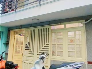 Nhà tôn đản q4 2 lầu 22m2 ngang 4,8m nở hậu ko qh chỉ 2 tỷ nhỉnh