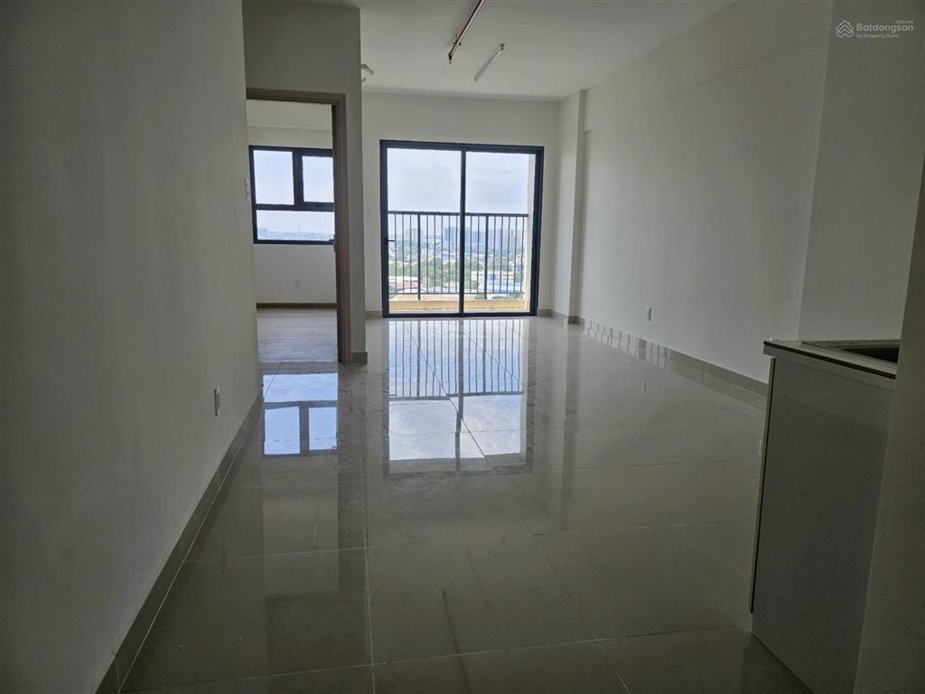 Chủ nhà kẹt tiền, cần bán gấp căn hộ 2pn 2wc 67m2 block c giá 1 tỷ 9 nhà mới 100%
