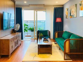 Bán gấp căn hộ 2 ngủ đẹp tại five star kim giang  77 m2  sẵn sổ đỏ, giá thương lượng