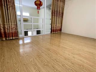 Chính chủ cho thuê nhà nguyên căn số 1a ngõ 896/10/19 nguyễn khoái  45m2  3tầng (ở đc tầm 5 nười)