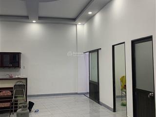 Ngộp cần bán gấp nhà cấp 4 diện tích 110m2 p. linh chiểu, góc 2 mặt hẻm 4m thông, ngang 9mx12m