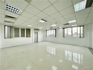 Cho thuê sàn văn phòng phố mai hắc đế, dt 60m2, thang máy, sàn mới ô tô đỗ cửa, giá 13 tr