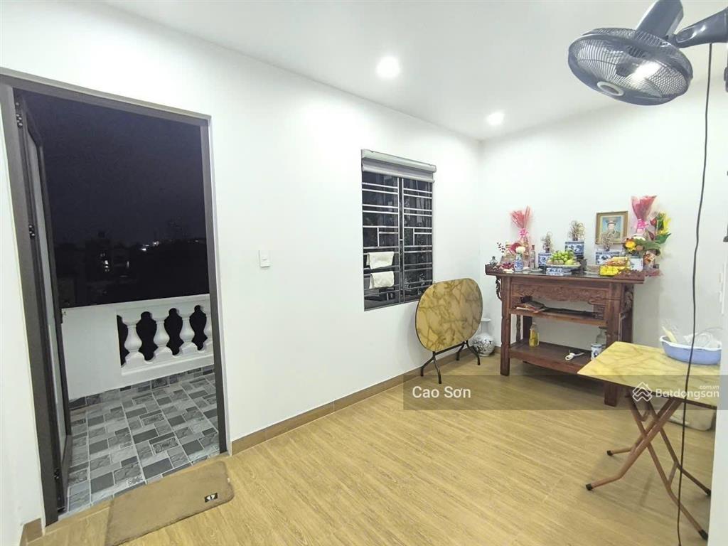 Bán nhà sau nhà mặt ngõ đằng hải, thông ra mai trung thứ, 41m2 4 tầng, ngõ 4m, giá 3,2 tỷ