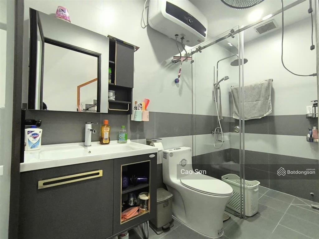 Bán nhà sau nhà mặt ngõ đằng hải, thông ra mai trung thứ, 41m2 4 tầng, ngõ 4m, giá 3,2 tỷ