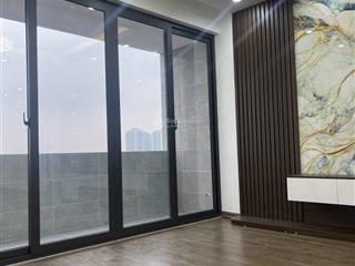 Chính chủ cần bán căn 140m2 3n2w hà nội paragon giá 7 tỷ, full nội thất, có sổ.  0962 269 ***