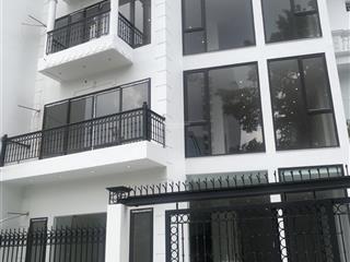 Cho thuê nhà mặt phố bà triệu, 200m2 sử dụng, mt 5m, thông sàn thang máy