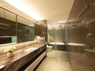 Tôi cần bán gấp căn hộ tầng cao tòa m3 m4 nguyễn chí thanh, 130m2 3pn 2 wc, full nội thất. giá 8 tỷ