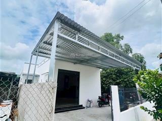 Nhà sân vườn cần giuộc, 258m2.  0939 911 ***