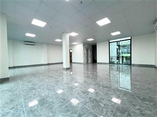Cho thuê văn phòng đẹp giá tốt, dt 145m2 tại khuất duy tiến  thanh xuân, có cho thuê lẻ 45, 100 m2