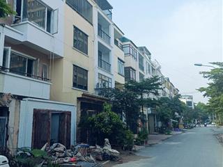 Bán nhà liền kề 2  trong khu đô thị Tân Tây Đô, Hà Nội, khu dân trí cao, yên tĩnh, dòng