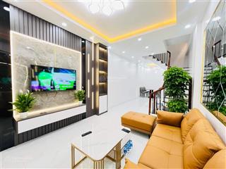 Tôi bán nhà phố trại cá  hai bà trưng. nhà mới đẹp lắm 42m2. giá thương lượng. 0974 886 ***