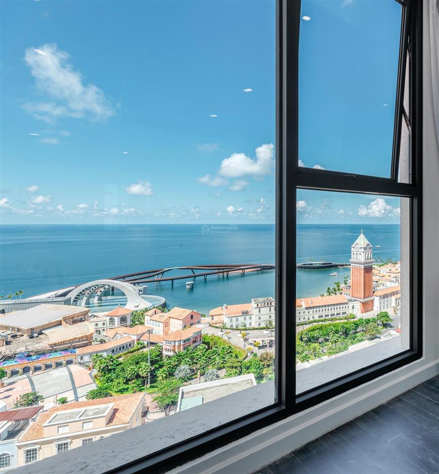 Bán căn hộ trực diện biển sở hữu lâu dài, view trọn biển, cầu hôn, show vortex, giá 6,x tỷ