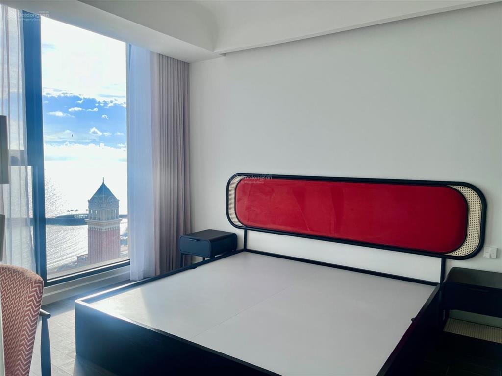 Bán căn hộ trực diện biển sở hữu lâu dài, view trọn biển, cầu hôn, show vortex, giá 6,x tỷ