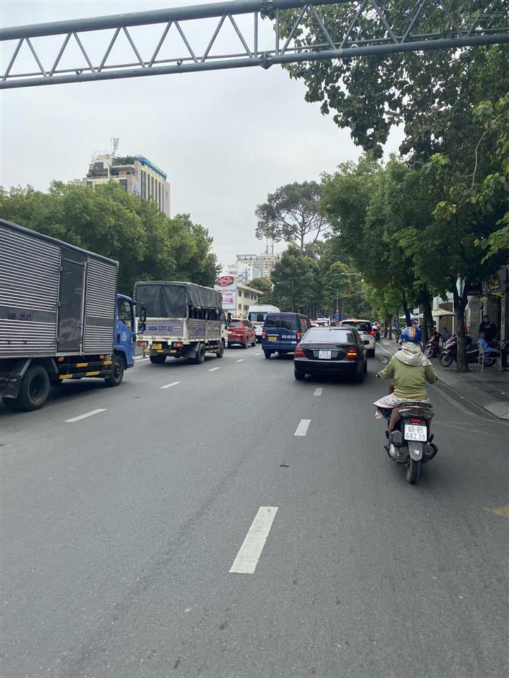 Bán tòa chdv cao cấp ngô tất tố p19, 9x20m (180m2), hầm + 7 tầng, 1mb + 59 chdv, hđt 4.3tỷ, giá mềm