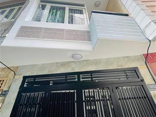 Chủ ký gửi cần bán nhà mê linh, phường 13, bình thạnh  giá4tỷ58/68m2. 2 lầu, đúc btct kiên cố.