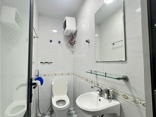 Bán nhà tđc xi măng 40m2 đông nam ngay vườn hoa đỗ 10 ô tô