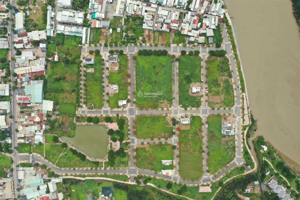 70 triệu/m2. lô đất có giá tốt nhất kdc bộ công an, phạm hữu lầu. diện tích 315m2.  0986 766 ***