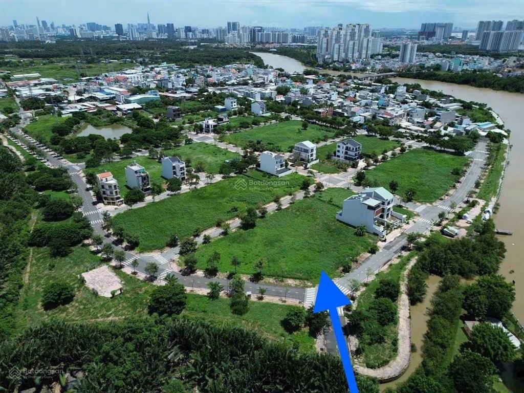 70 triệu/m2. lô đất có giá tốt nhất kdc bộ công an, phạm hữu lầu. diện tích 315m2.  0986 766 ***