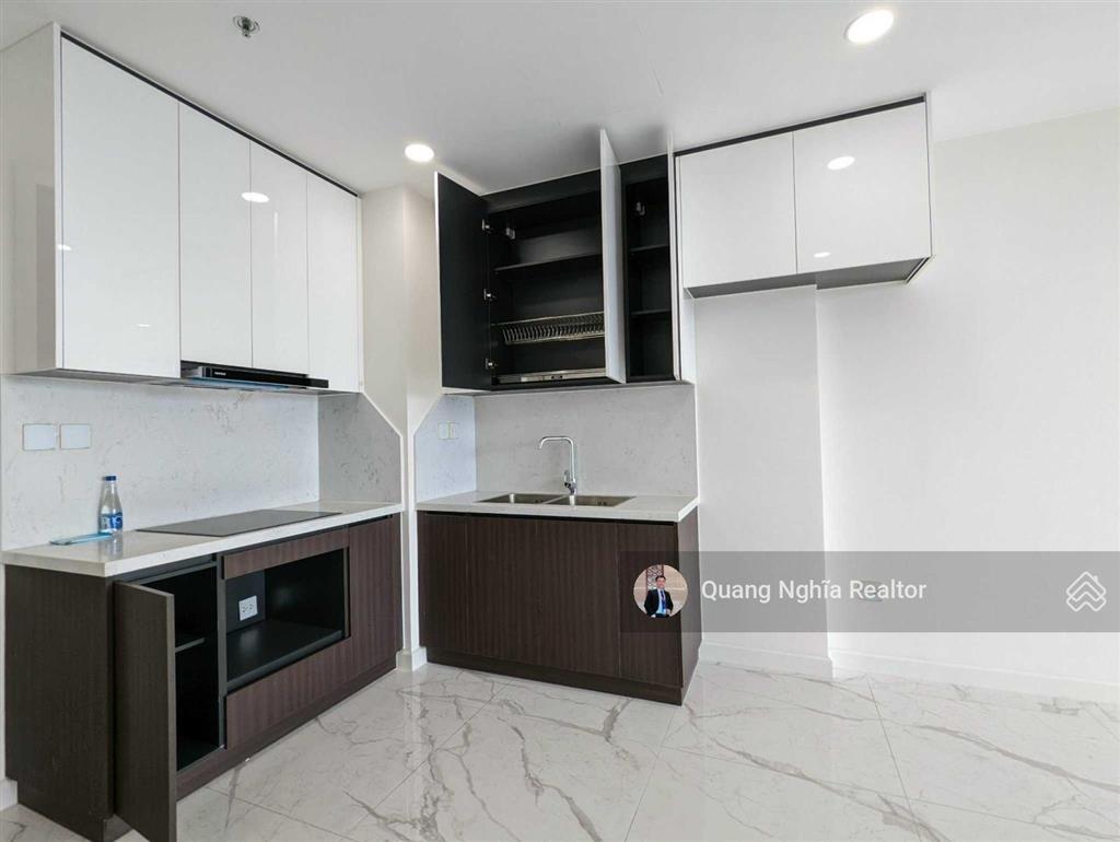 Duy nhất một căn sunshine city 2pn  84m2  ntcb liền kề phú mỹ hưng giá tốt  0797 766 ***