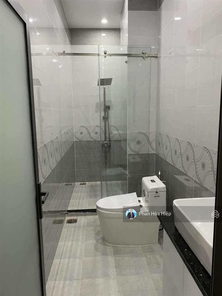 Kẹt tiền bán nhà phan văn khỏe, 48m2, 4 tầng btct, 4pn, vài căn ra mt, kế bên chợ bình tây