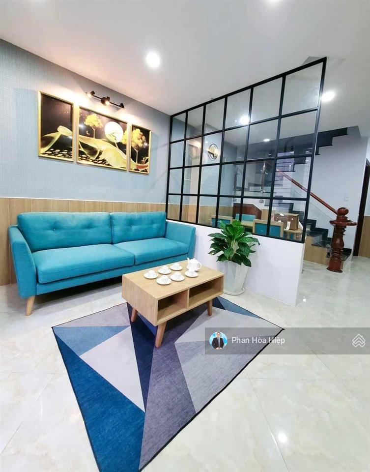 Xuất cảnh bán gấp nhà khu bình phú, 4 x 15, 3 tầng btct, sân thượng 4pn 4wc, tiện cho thuê