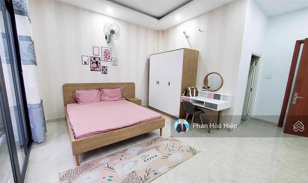 Xuất cảnh bán gấp nhà khu bình phú, 4 x 15, 3 tầng btct, sân thượng 4pn 4wc, tiện cho thuê