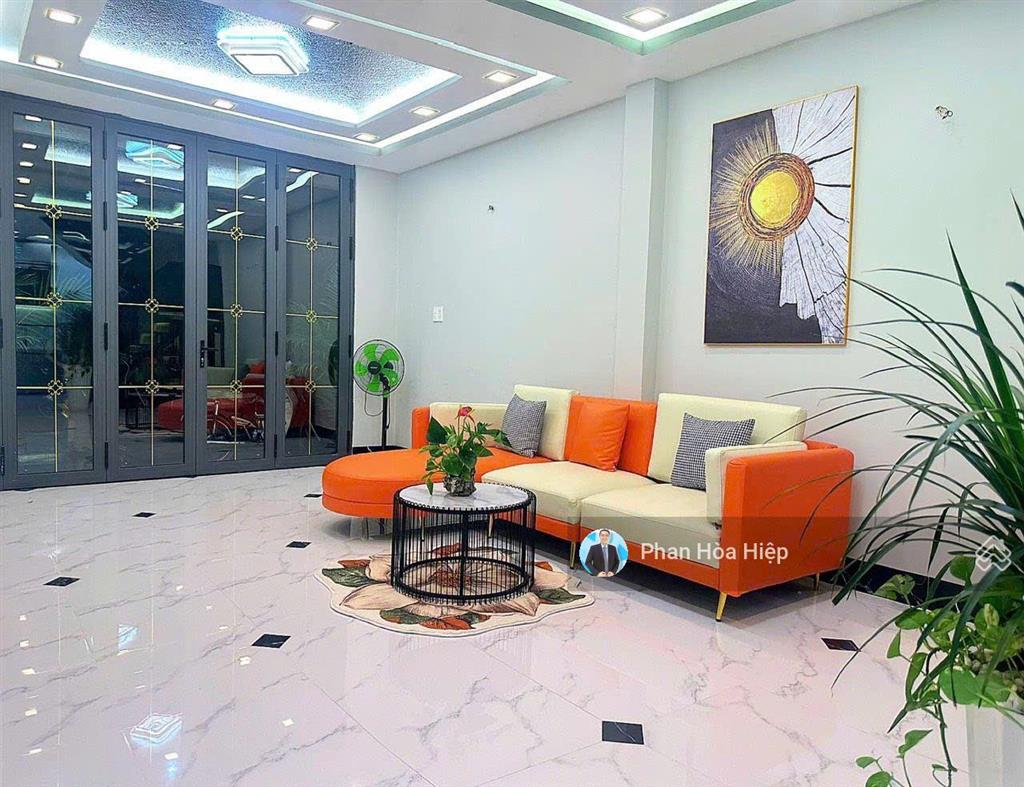 Nhà mới hxh hồng bàng, 60m2, 5 tầng 5pn 5wc thiết kế hiện đại, cách thuận kiều plaza khoảng 100m