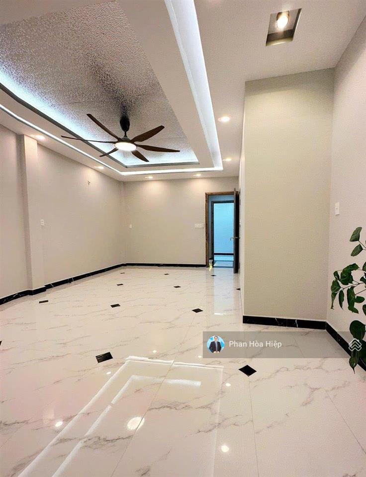 Nhà mới hxh hồng bàng, 60m2, 5 tầng 5pn 5wc thiết kế hiện đại, cách thuận kiều plaza khoảng 100m