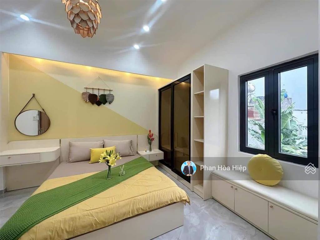 Kẹt tiền bán gấp nhà hxh minh phụng, 4 tầng btct, 4 x 15, 4pn, 5wc, sân thượng thông thoáng