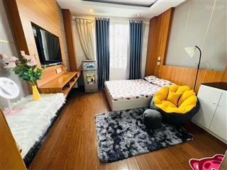 Chdv studio cửa sổ lớn full nội thất như hình. giảm 500k/tháng suốt hđ. giáp quận 1