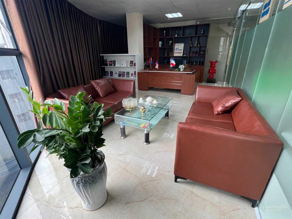 Văn phòng 110m2 lô góc đẹp nhất mỹ đìnhnam từ liêm, giá siêu rẻ+ free ngoài giờ