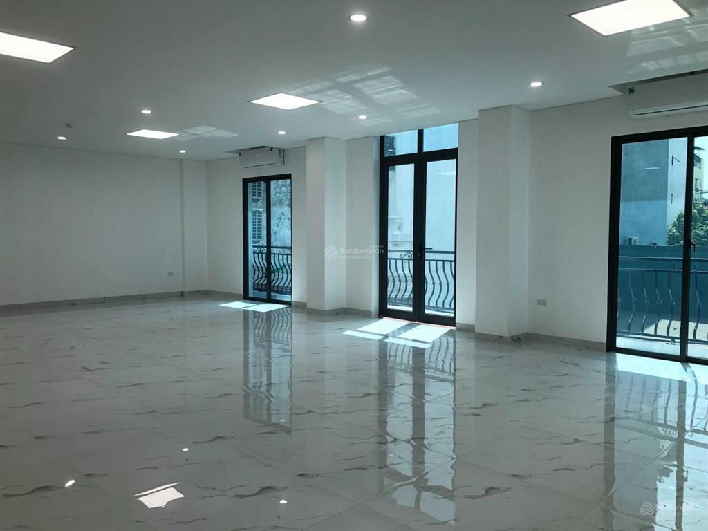 Siêu giảm giá văn phòng 120m2 tại mễ trì, từ 20 triệu chỉ còn 17 triệu