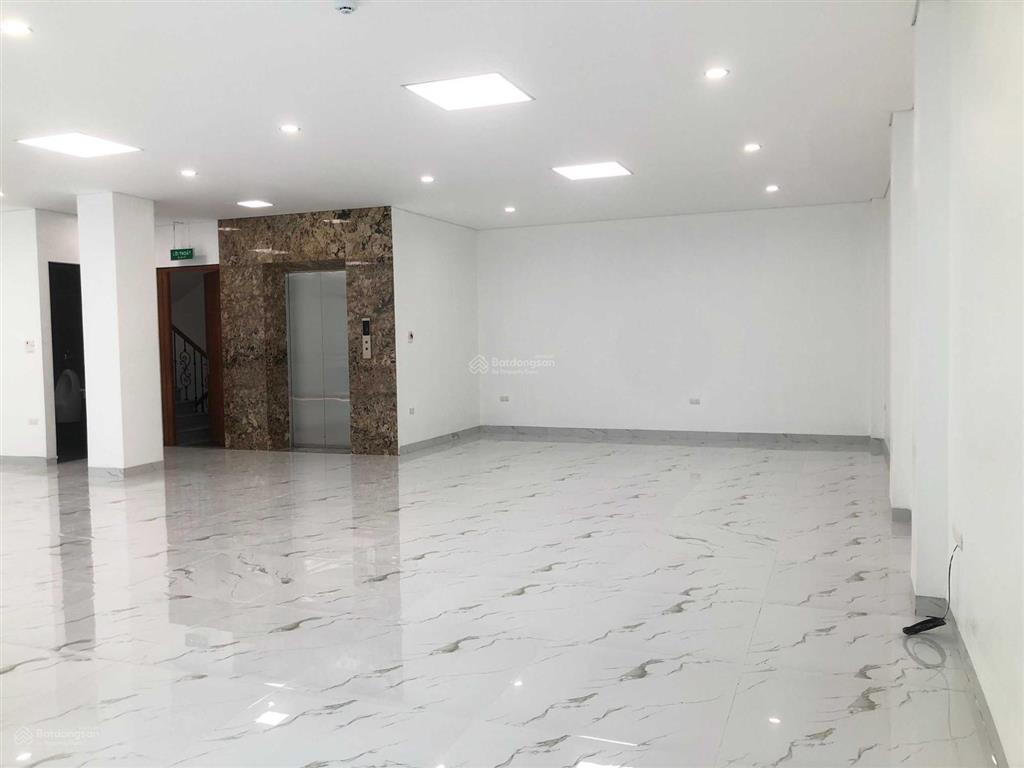 Siêu giảm giá văn phòng 120m2 tại mễ trì, từ 20 triệu chỉ còn 17 triệu