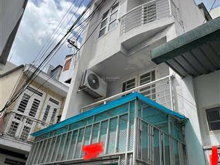 Bán nhà gấp 3 lầu lê quang định , p5, 24m2 , 3,1tỷ .   0866 408 *** việt anh juhun