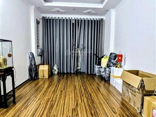 Bán nhà riêng gần phố đẹp long lanh 5m ô tô tương lai mặt phố kim mã 35 m2  8.5 tỷ