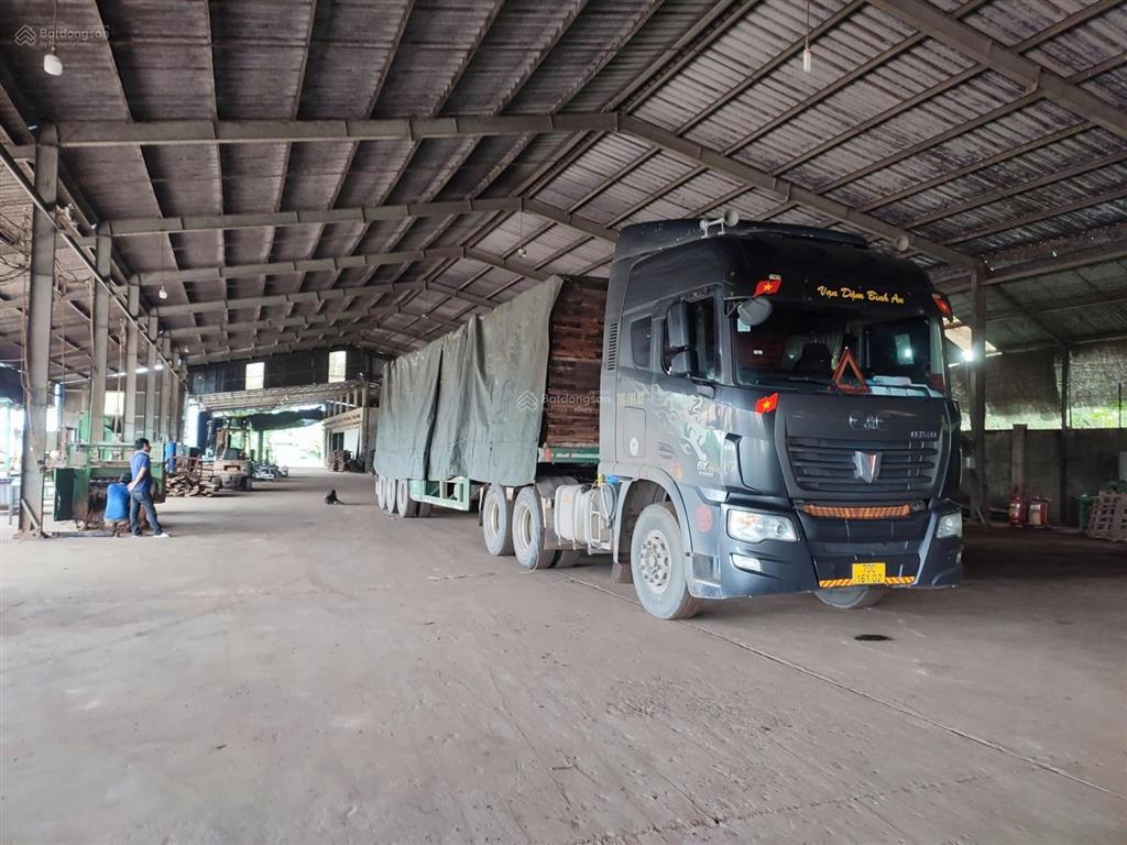 Bán nhà xưởng đang hoạt động kèm toàn bộ máy móc của xẻ gỗ, giá rẻ