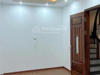 Bán nhà cuối trịnh văn bô, 5 tầng, 37m2, ô tô vào nhà, kinh doanh nhỏ, ngõ thông, nhỉnh 5 tỷ