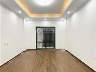 Bán nhà cầu diễn, 5 tầng, 36m2, ô tô đỗ cửa, gần hồ, nhỉnh 5 tỷ, 0969 686 ***