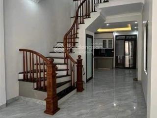 Bán nhà kim chunglô gócnhà mới tinh, 43m2, 4 tầng, ô tô, ngõ thông, kinh doanh, chỉ 4x tỷ